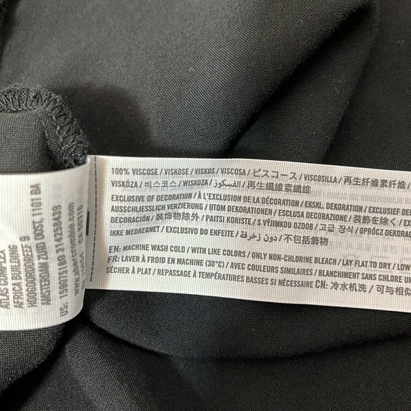 Abercrombie & Fitch Off the Shoulder Dress with Floral Embroidering Black SZ S - Picture 10 of 10